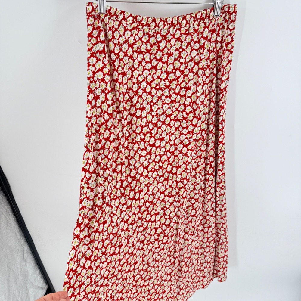 Vintage Coldwater Creek Midi Skirt Red Medium Floral Rayon Made USA Cottagecore - Picture 5 of 5